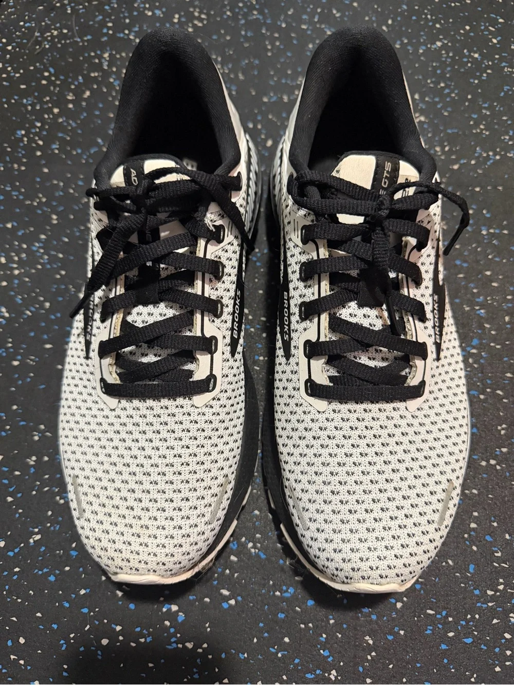 Brooks Adrenaline GTS 22